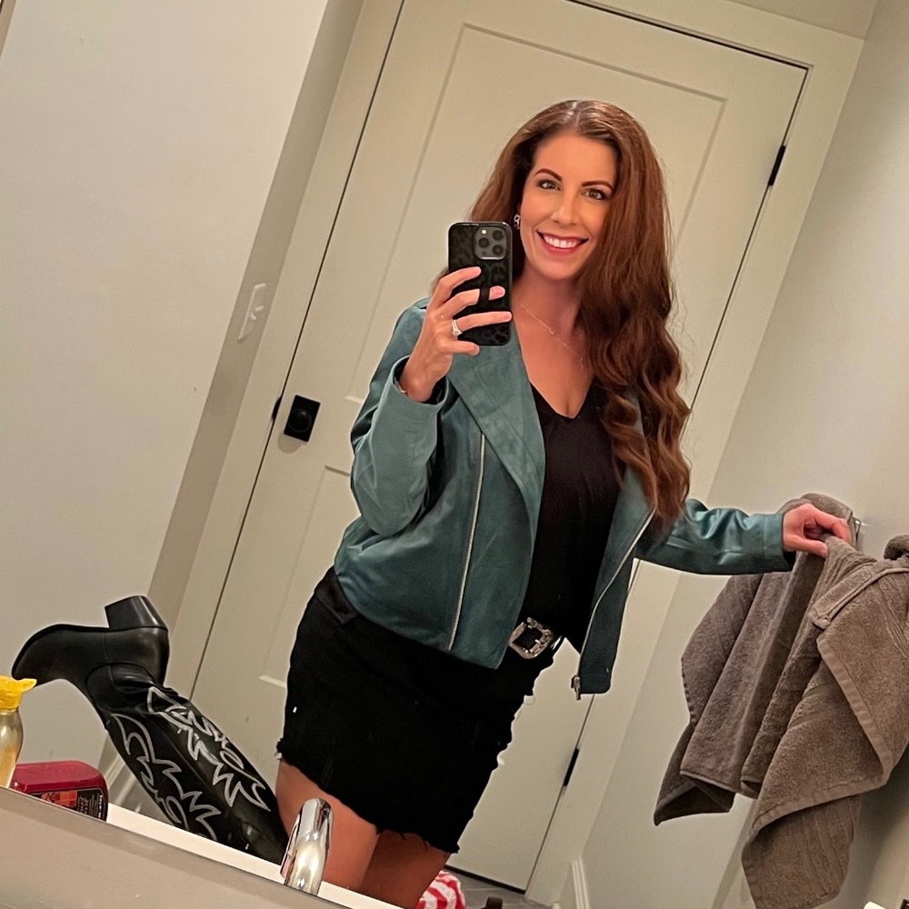 Meet your Posher, Anna